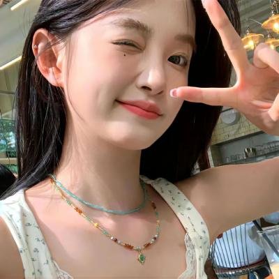绿茵春色